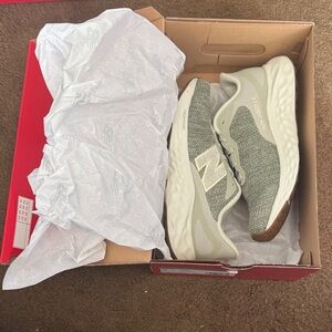 New Balance Size 10 wide New in box